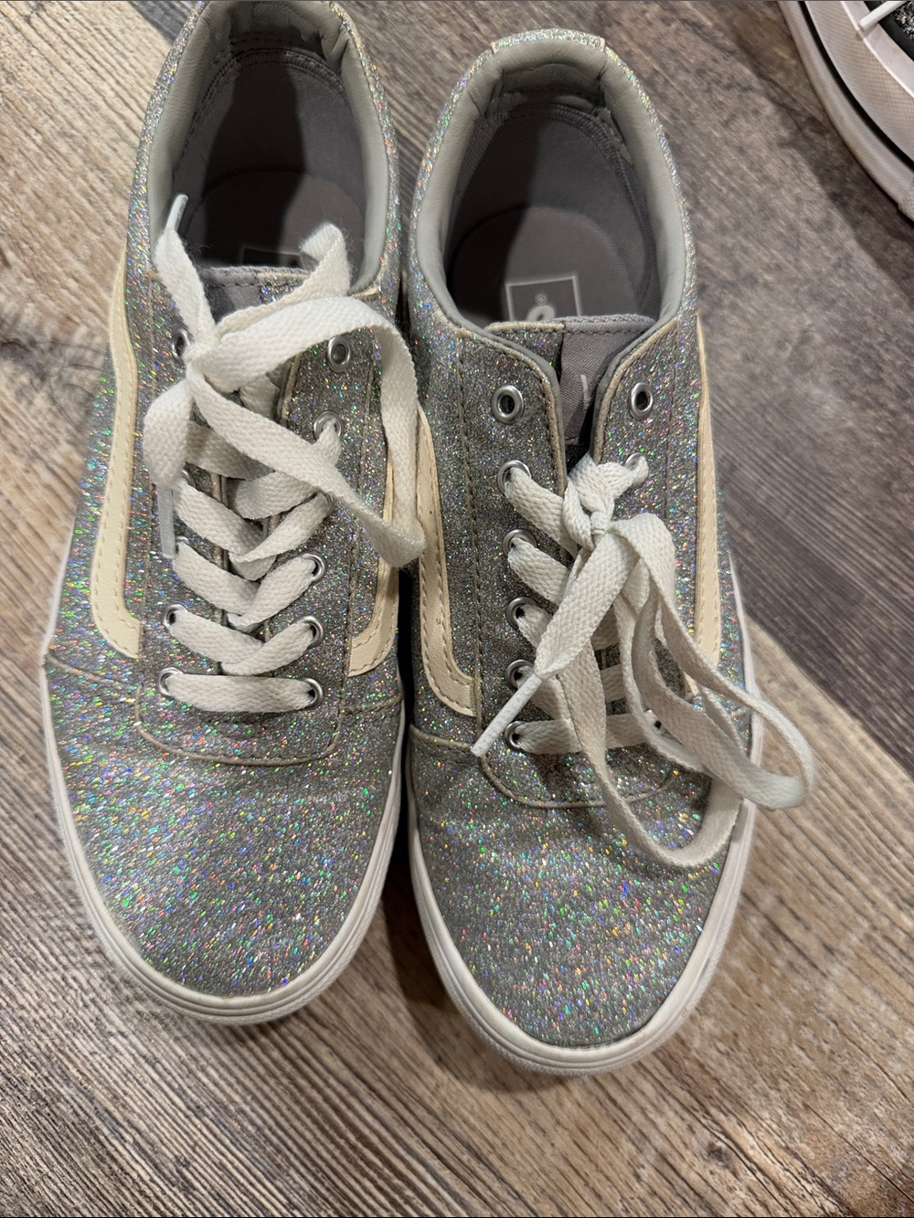 Vans Kids Sparkle Silver Low-Top Sneakers